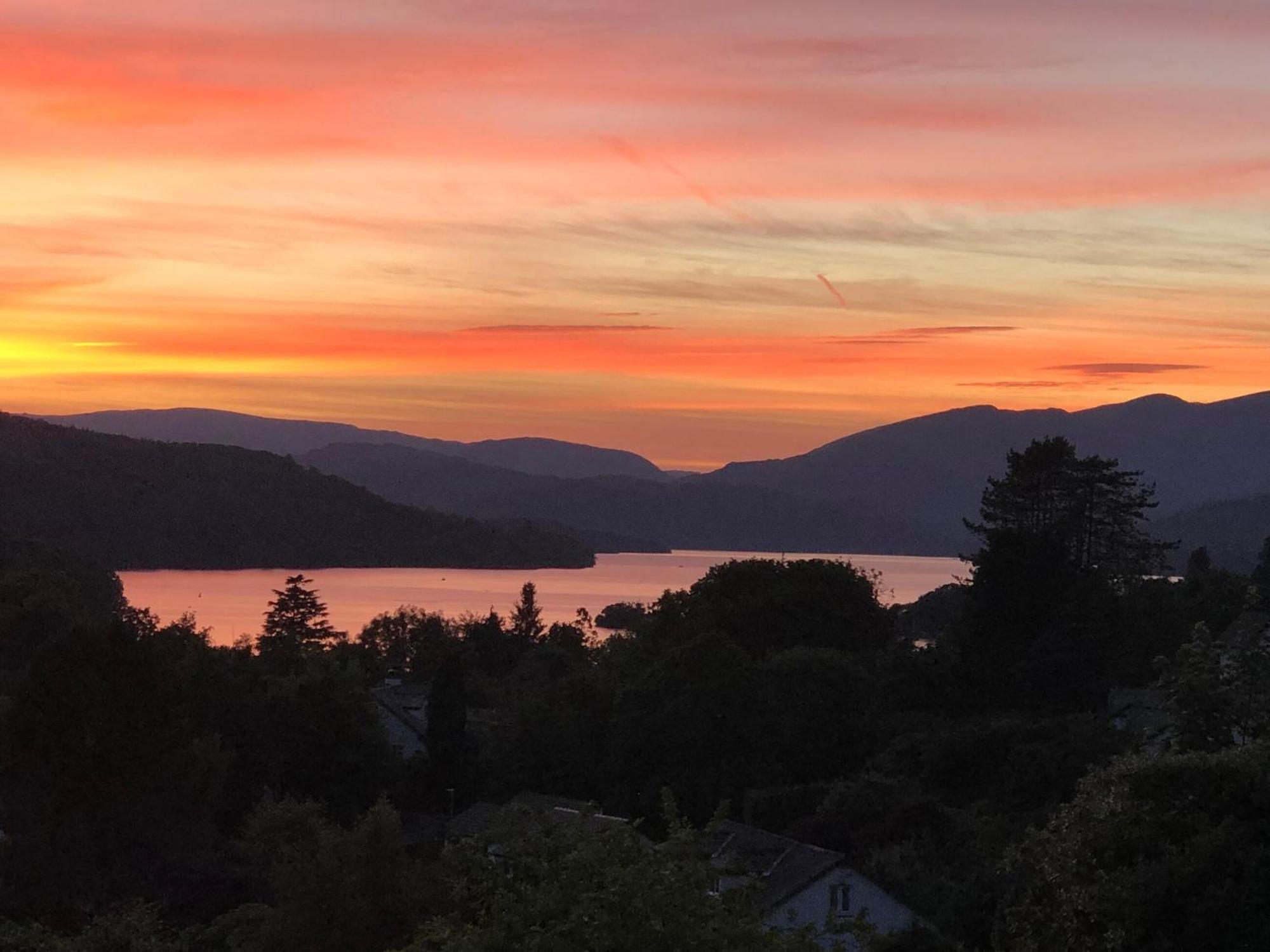 Villa Hazelrigg à Bowness-on-Windermere Extérieur photo